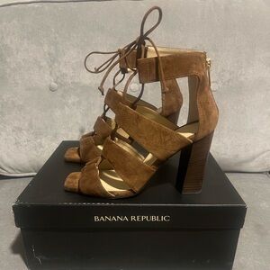 Banana Republic Brown Suede Gladiator Lace Up Open Toe Bootie High Heel Sandal